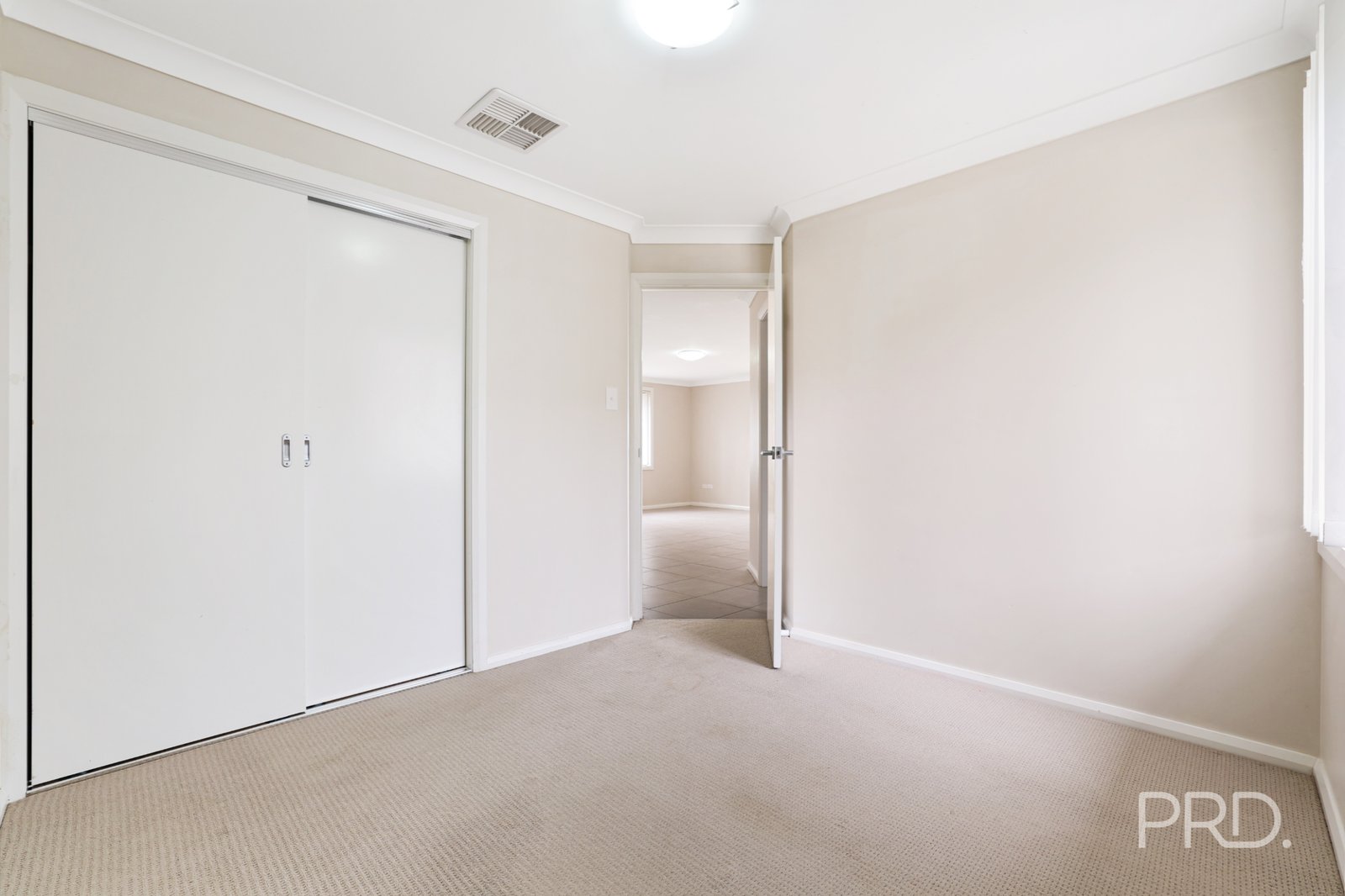 50 Riverview Street NORTH TAMWORTH 8