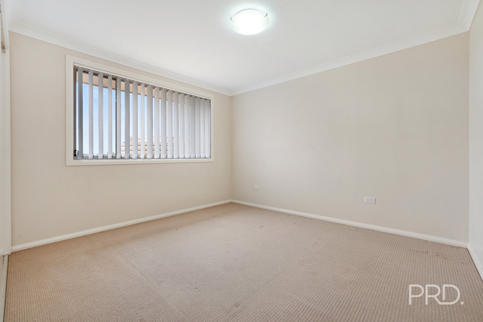 50 Riverview Street NORTH TAMWORTH 13