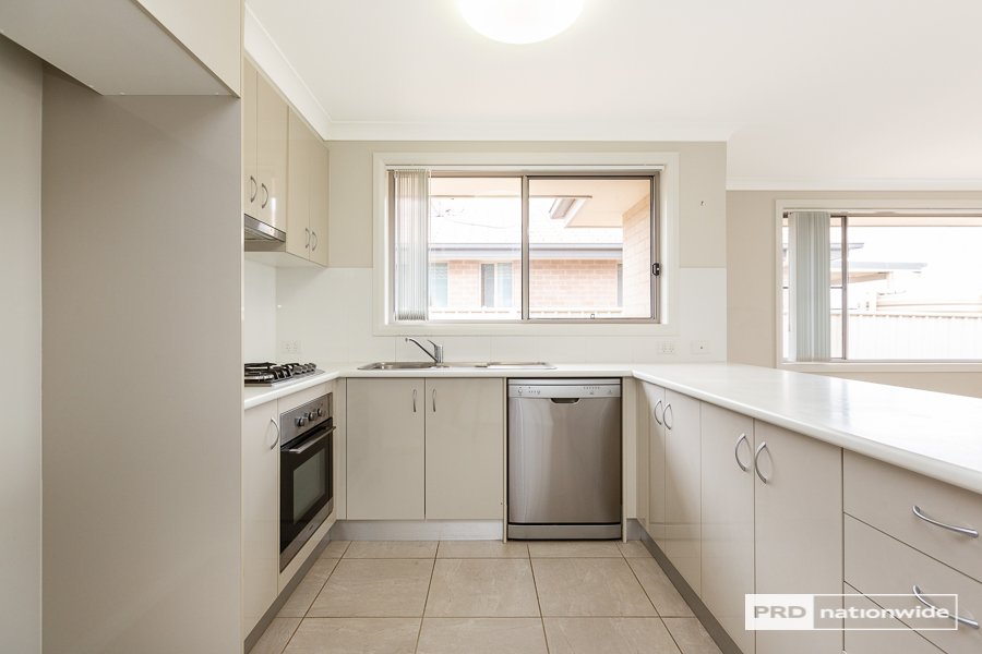 50 Riverview Street TAMWORTH 12