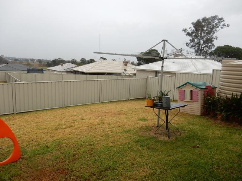 50 Riverview Street TAMWORTH 4