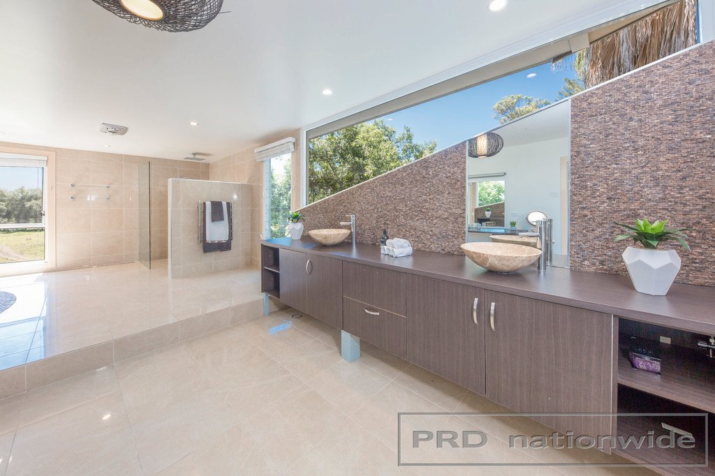 50 Russell St  CLARENCE TOWN 7