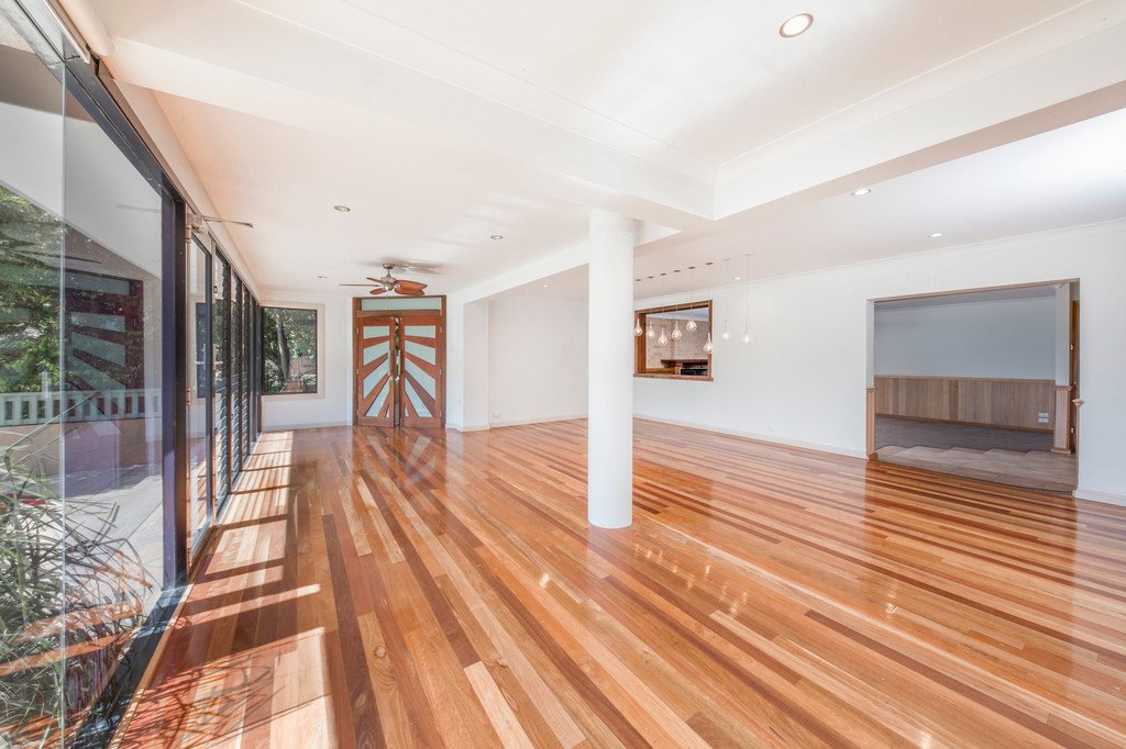 50 Russell St  CLARENCE TOWN 9