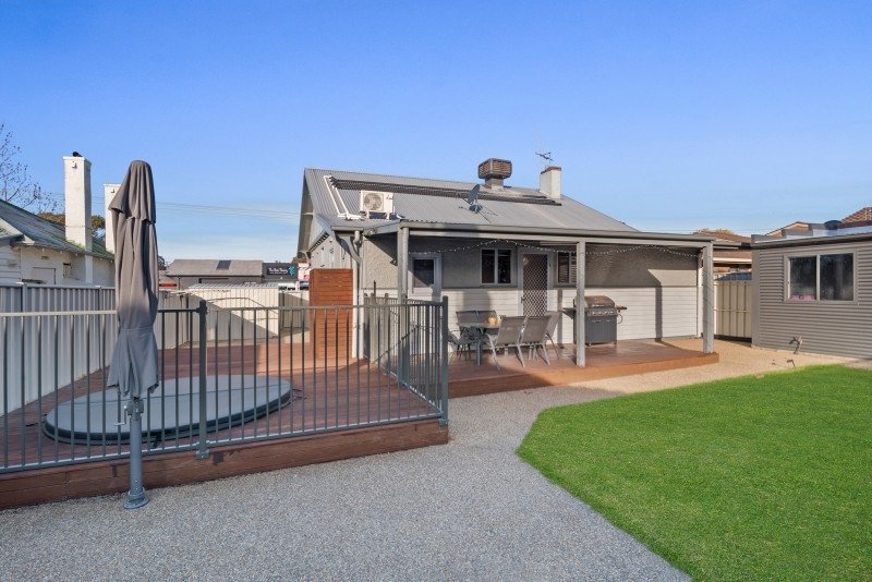 50 Somerville Street FLORA HILL 7