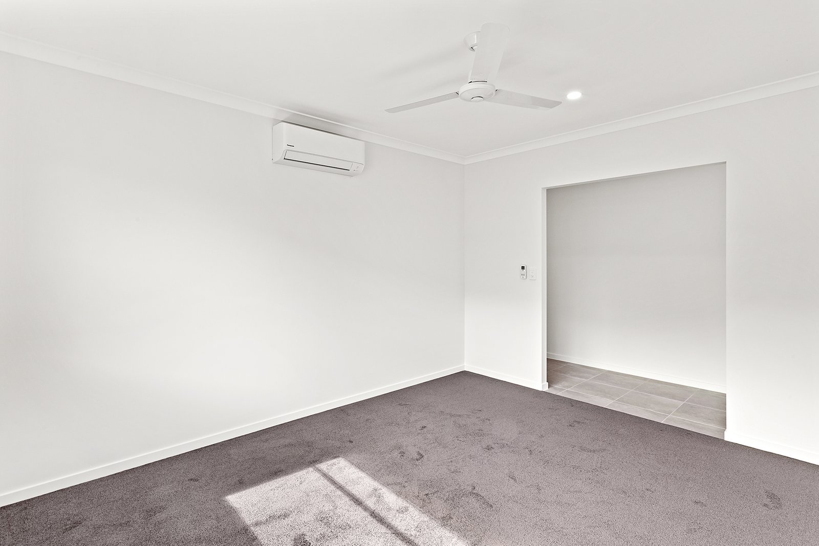 50 South Molle Boulevard CANNONVALE 11