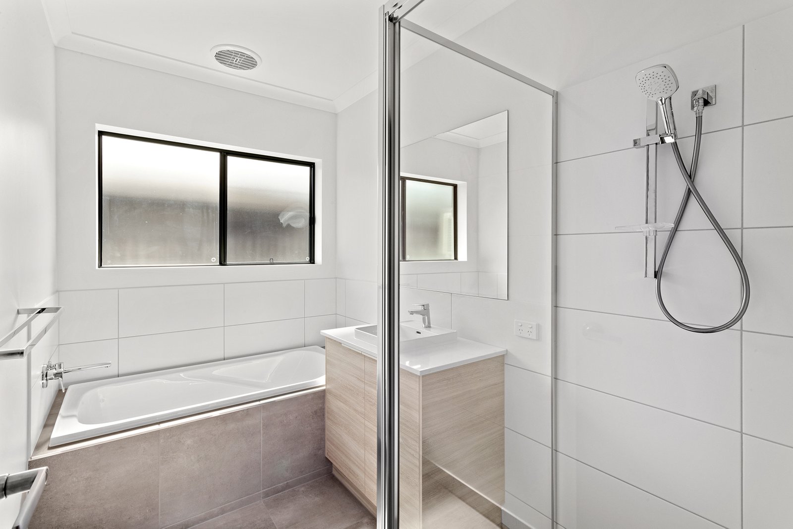 50 South Molle Boulevard CANNONVALE 13