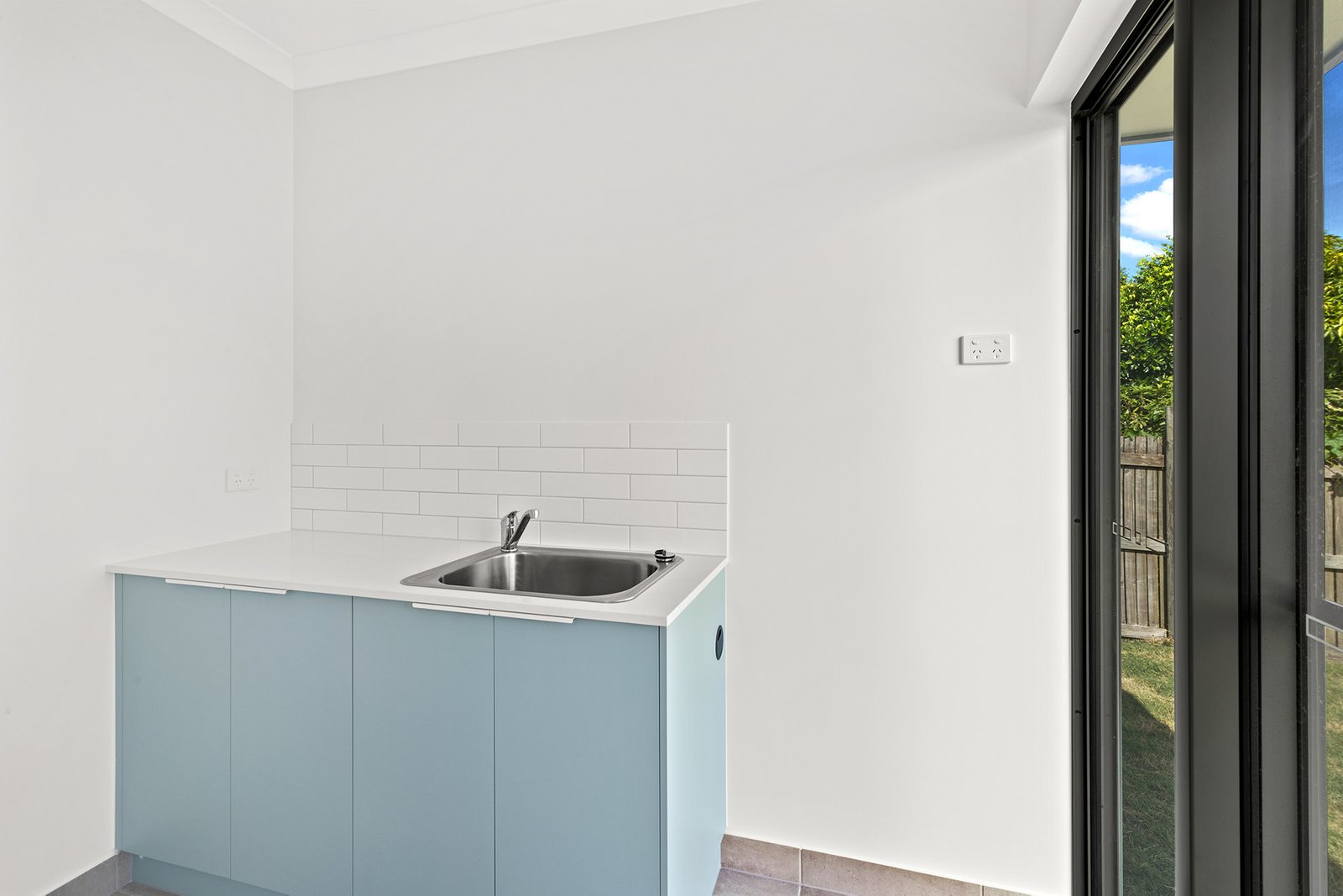 50 South Molle Boulevard CANNONVALE 14