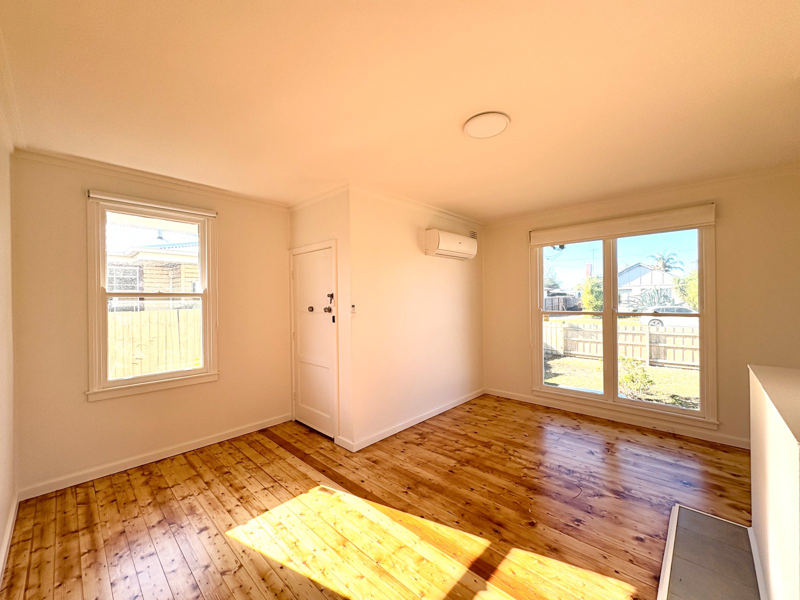 Gallery: 50 Swallow Crescent