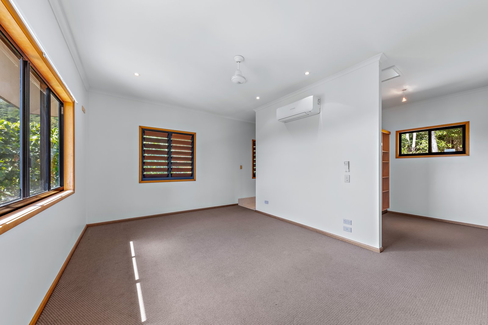 50 Tropic Road CANNONVALE 6