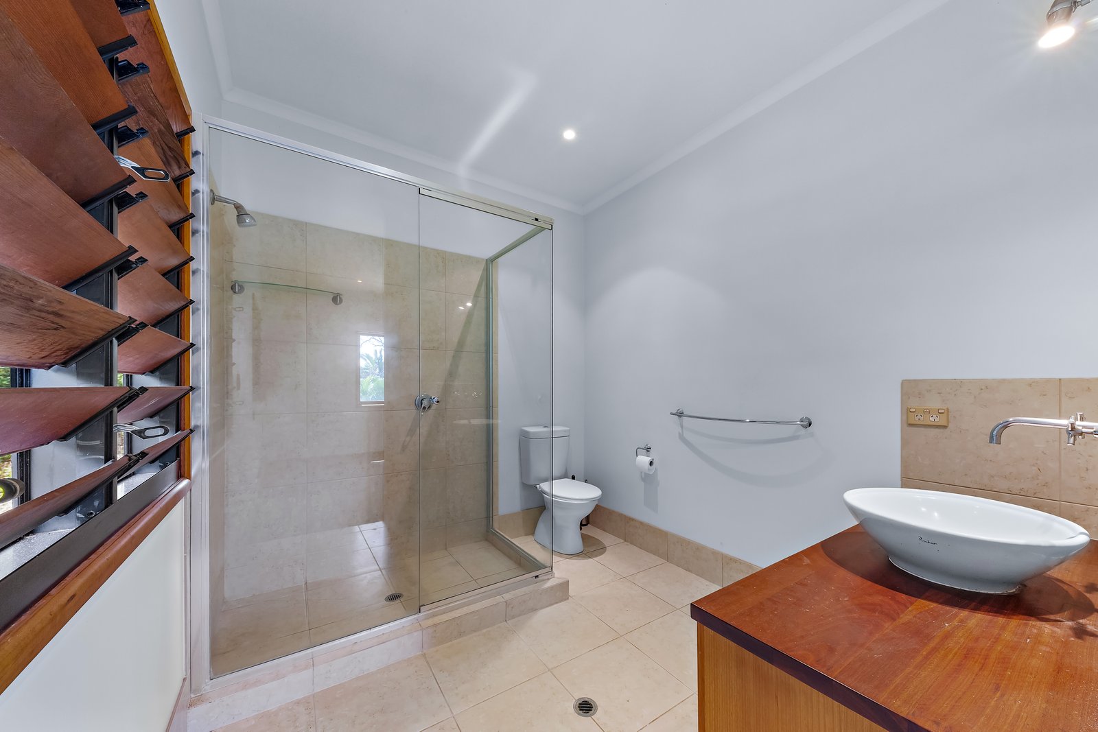 50 Tropic Road CANNONVALE 8