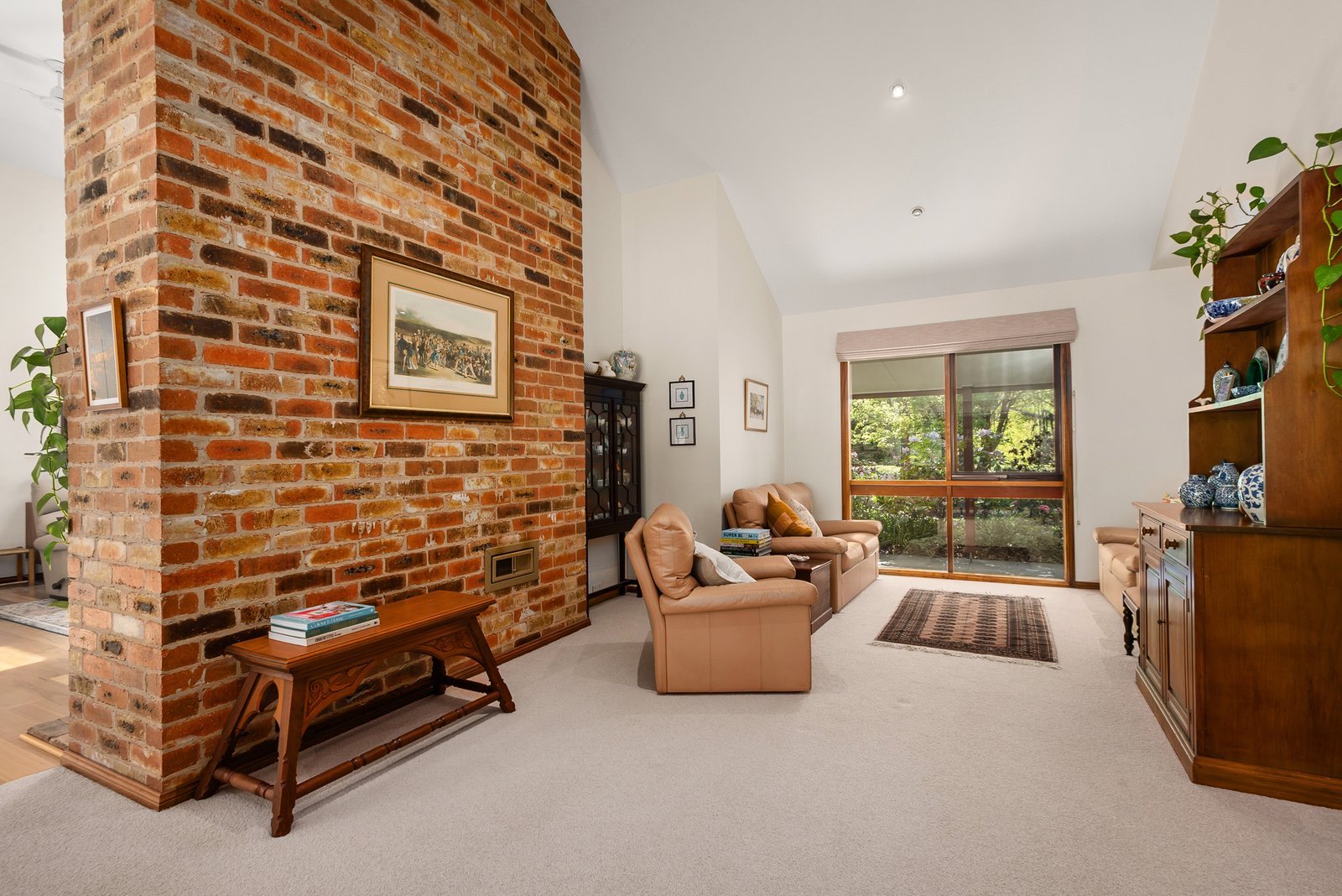 Real Estate and Property in 50 Tweddle Lane, Woodend, VIC