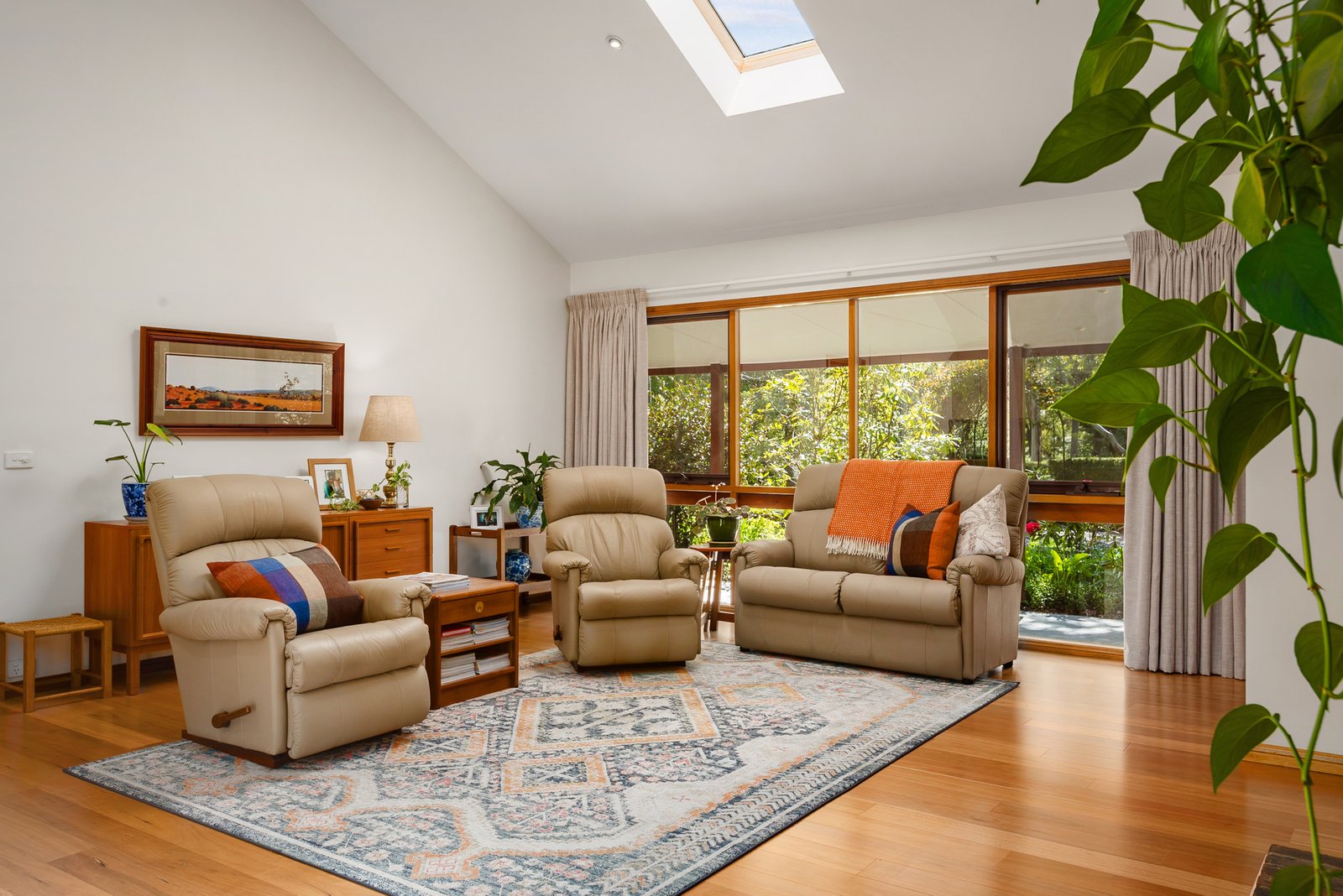 Real Estate and Property in 50 Tweddle Lane, Woodend, VIC