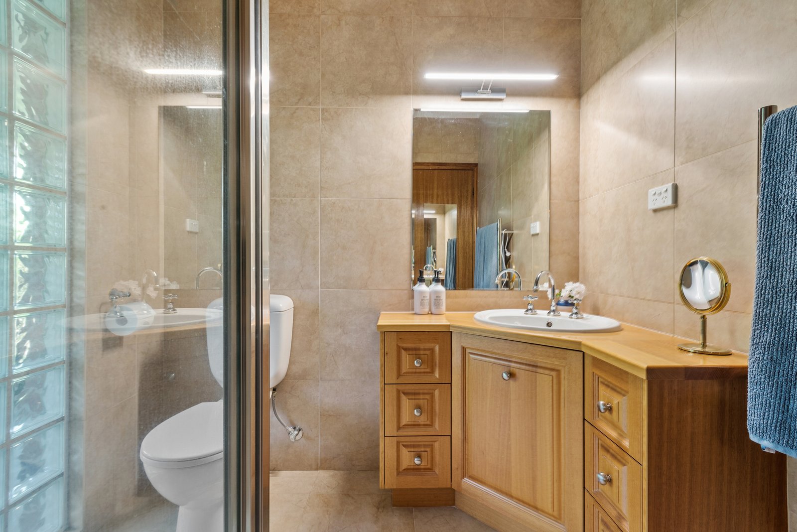 Real Estate and Property in 50 Tweddle Lane, Woodend, VIC