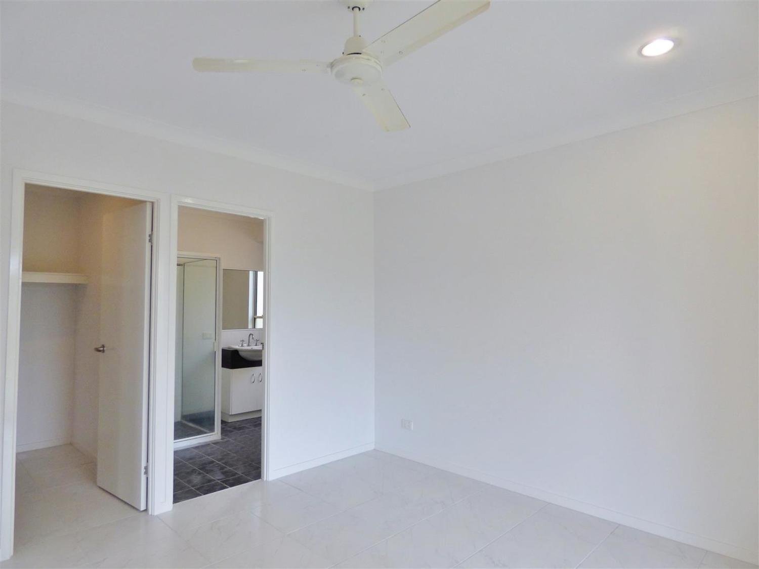 50 Valley Drive CANNONVALE 4