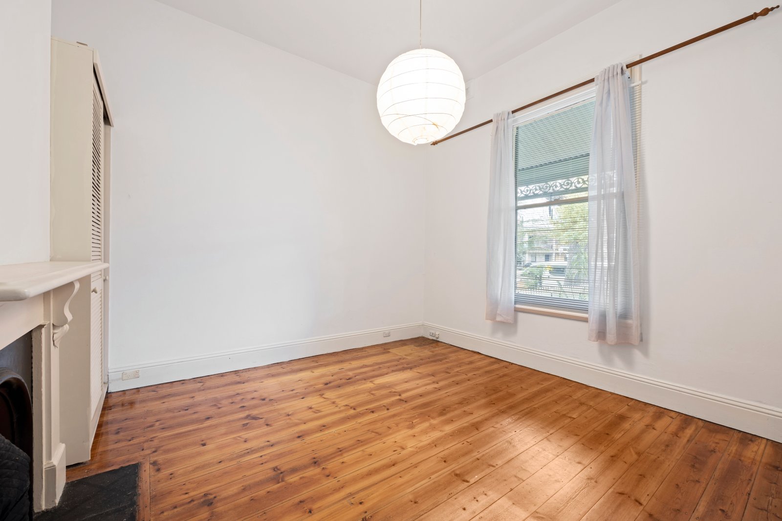 Real Estate and Property in 50 Victoria Avenue, Albert Park, VIC