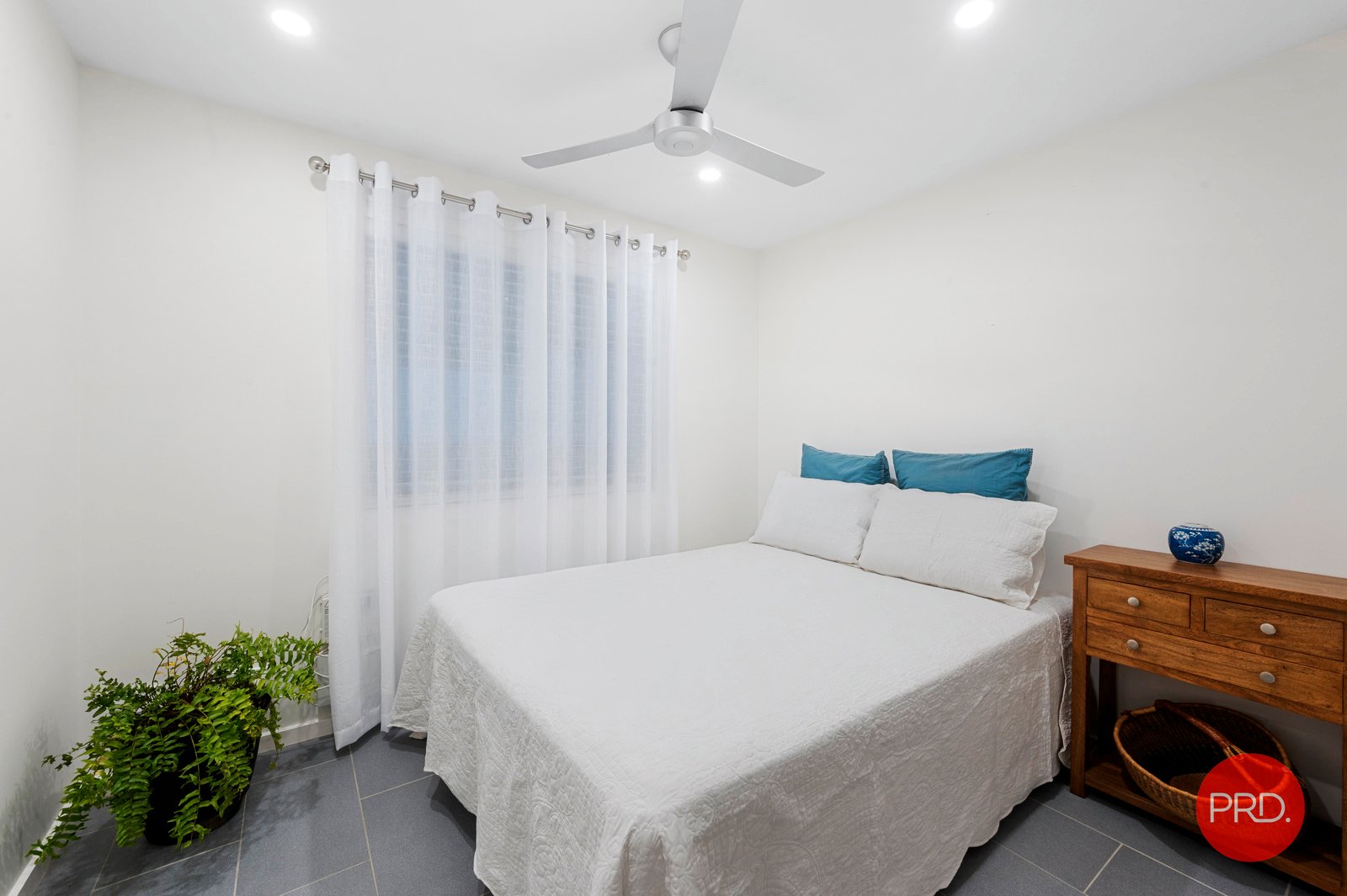 50 Warrawee Street SAPPHIRE BEACH 25