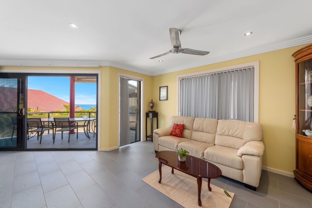 50 Warrawee Street SAPPHIRE BEACH 16