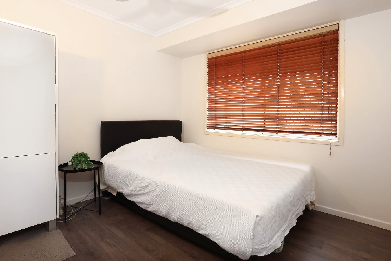 50 Watford Crescent MOLENDINAR 11