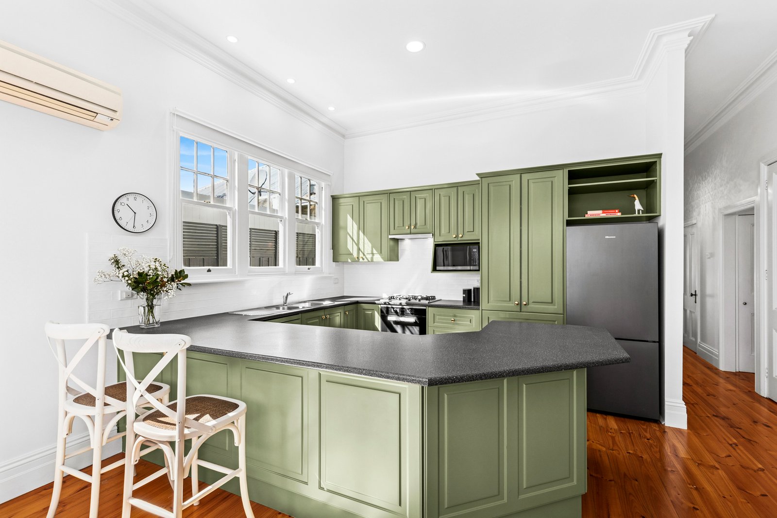 Gallery: 50 Weller Street