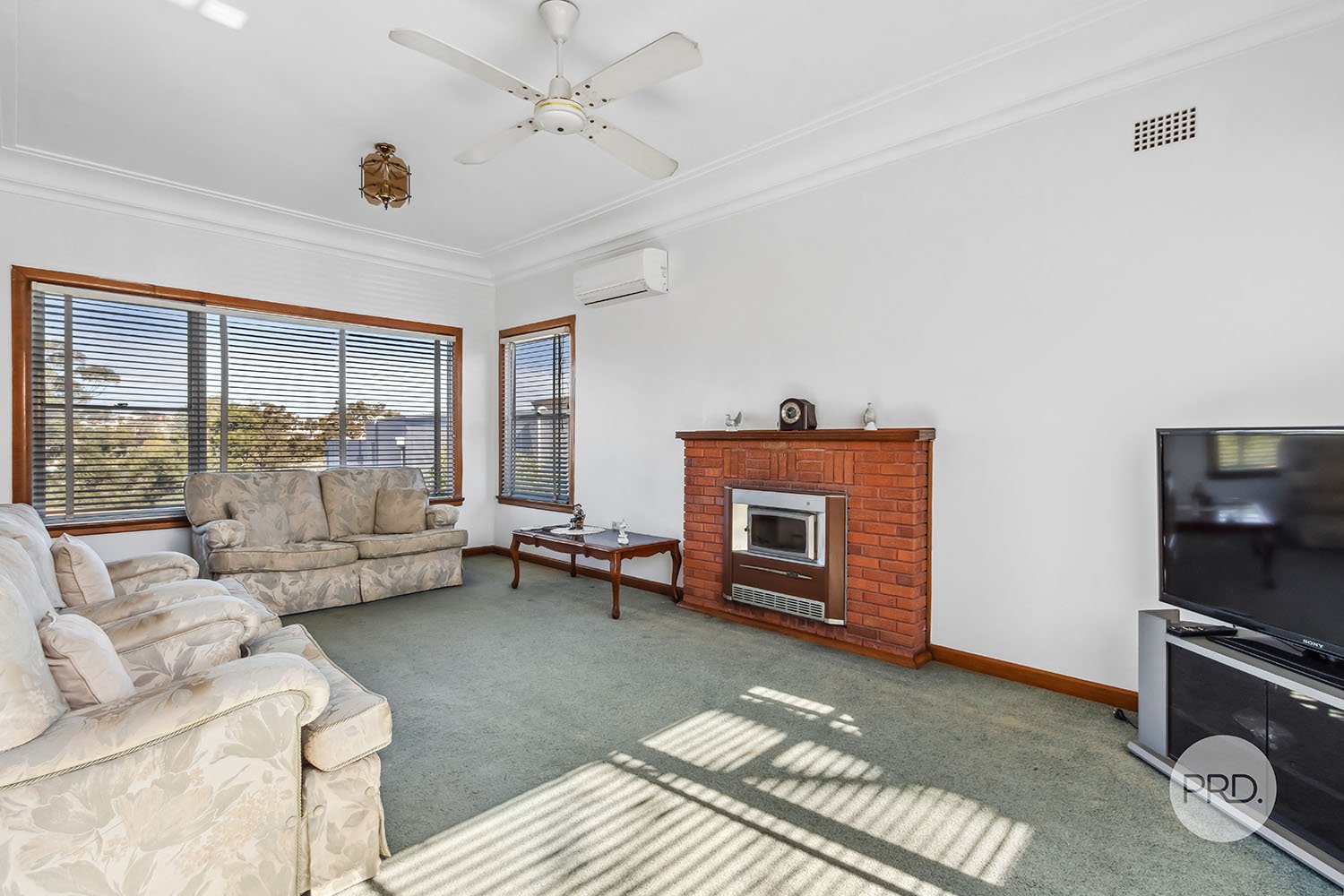 50 West Crescent HURSTVILLE GROVE 2