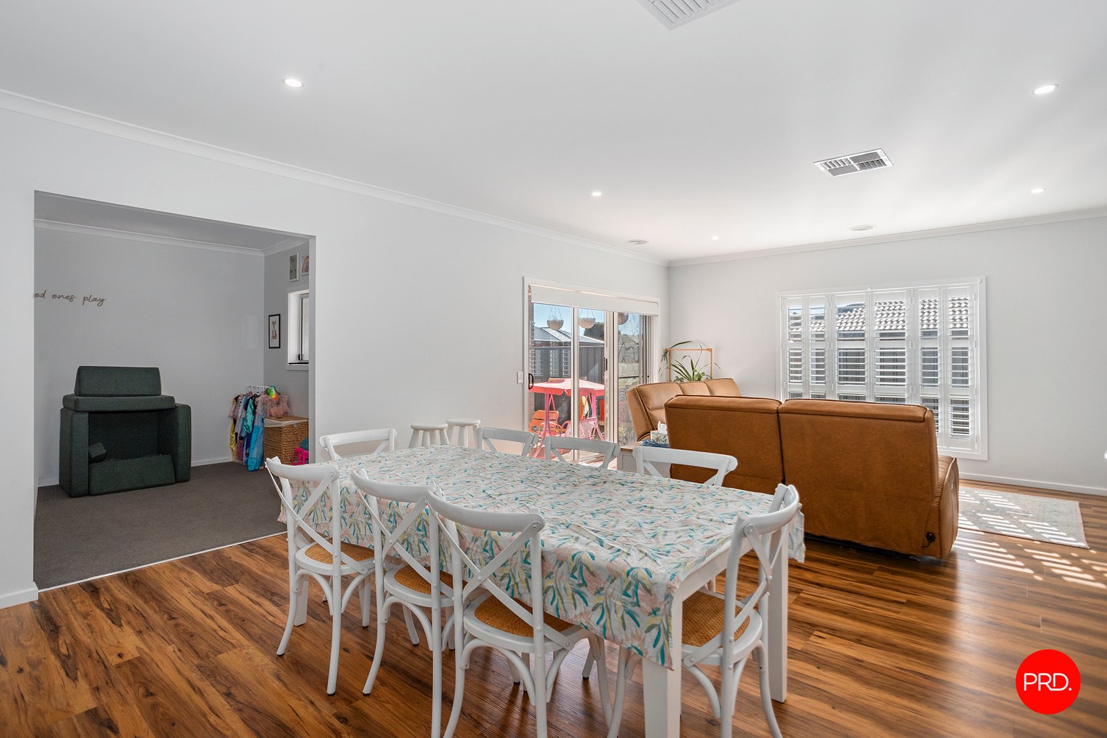 50 Whirrakee Parade HUNTLY 9
