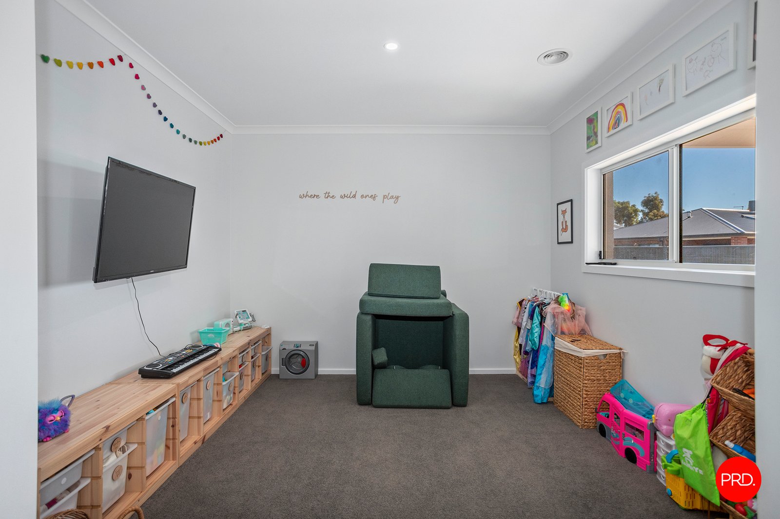 50 Whirrakee Parade HUNTLY 10
