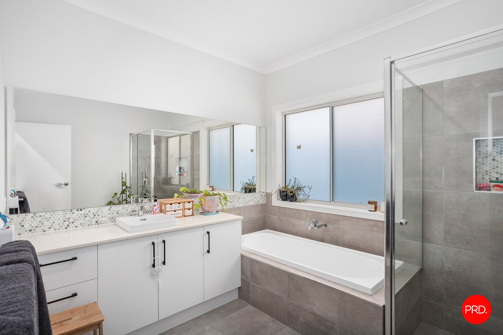 50 Whirrakee Parade HUNTLY 16