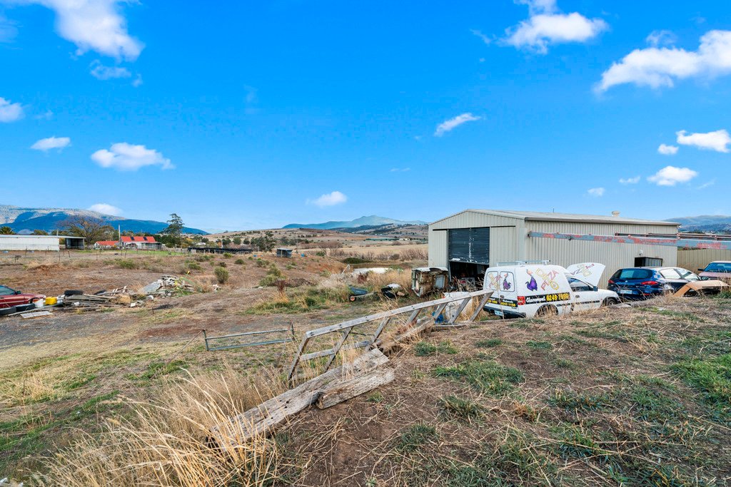 500 Briggs Road BRIGHTON 18