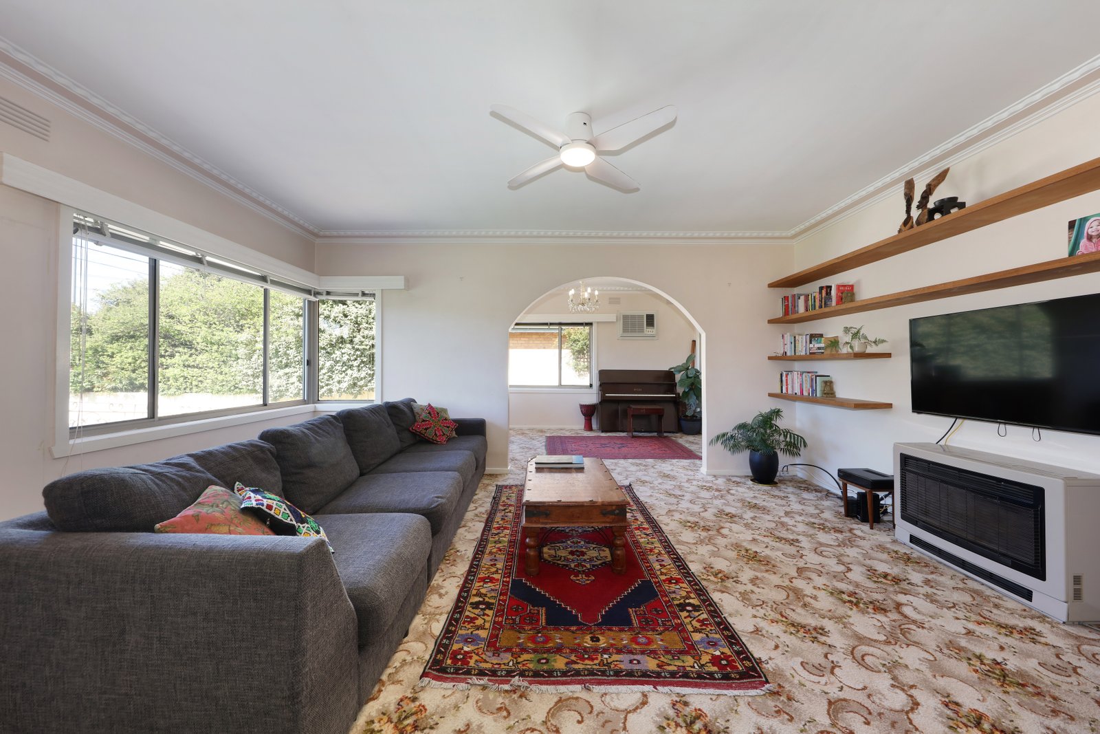 Gallery: 500 South Road