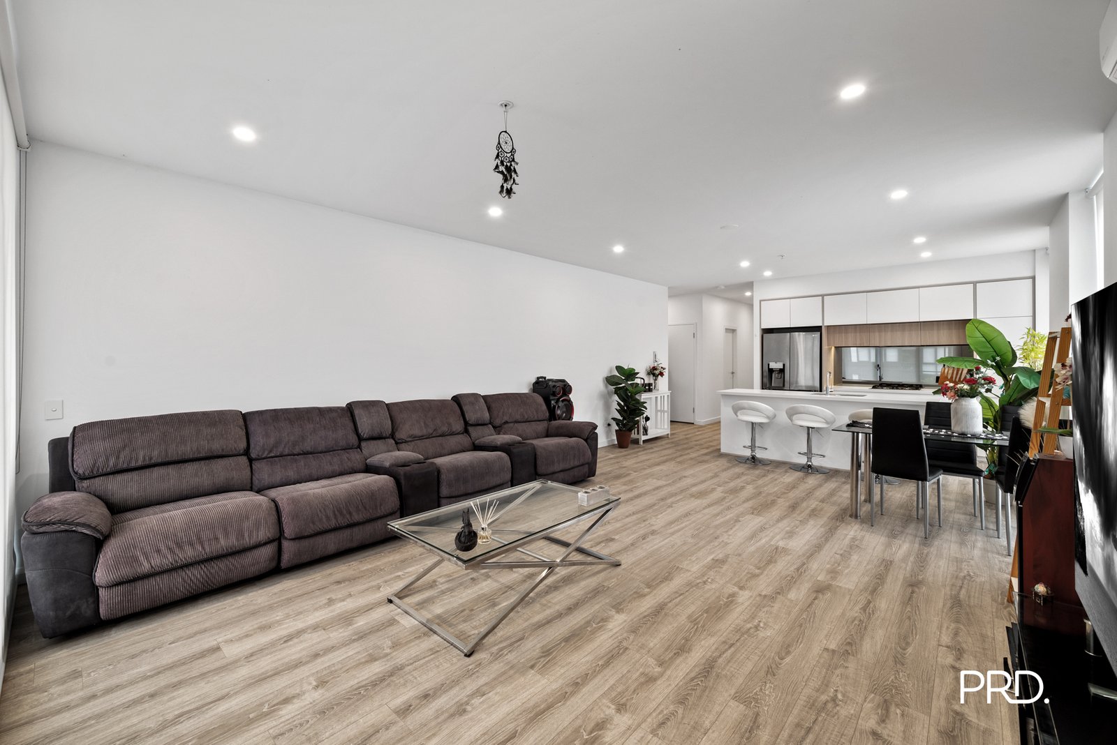501/10 Aviators Way PENRITH 5