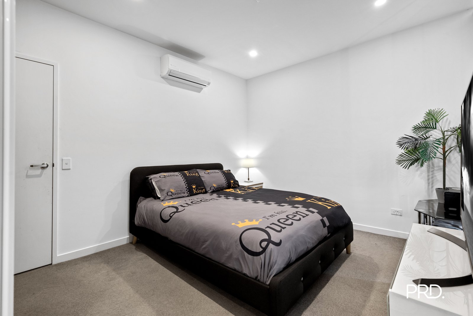 501/10 Aviators Way PENRITH 6