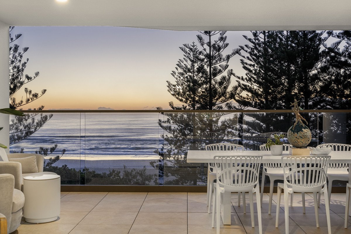 501/112 The Esplanade Burleigh Heads 1