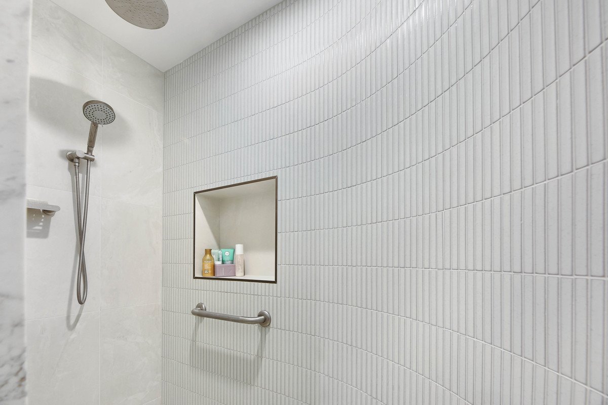 501/112 The Esplanade Burleigh Heads 18