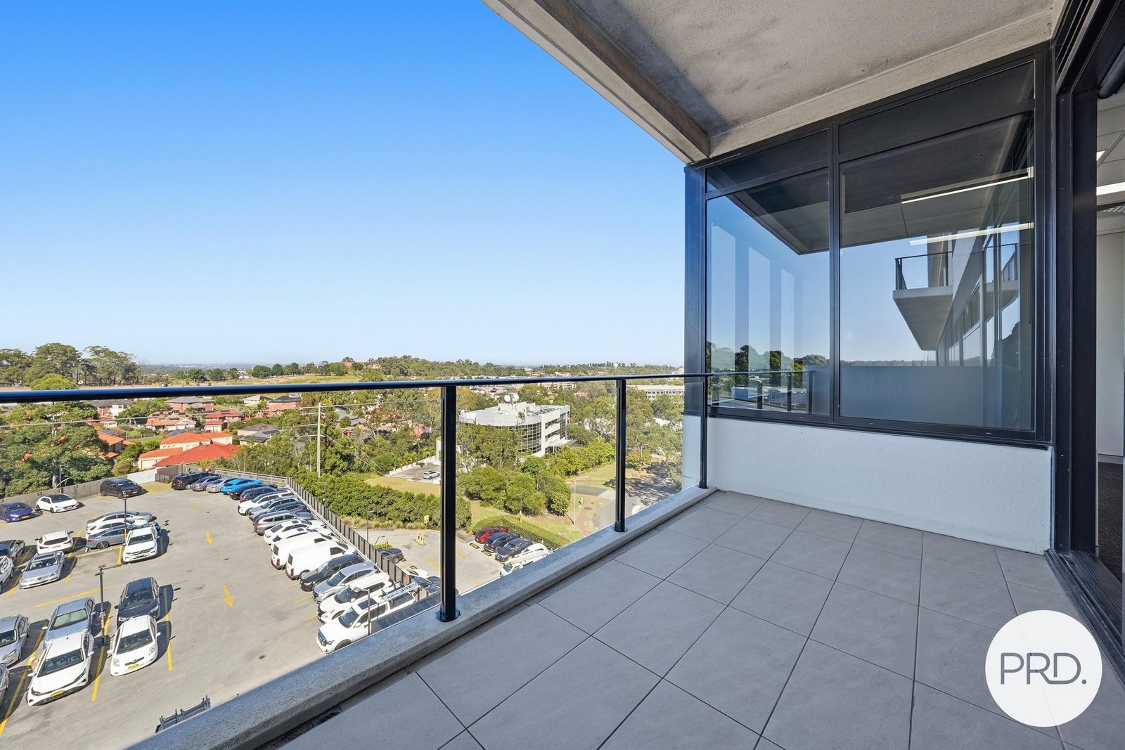 5.01/2 - 8 Brookhollow Avenue NORWEST 7