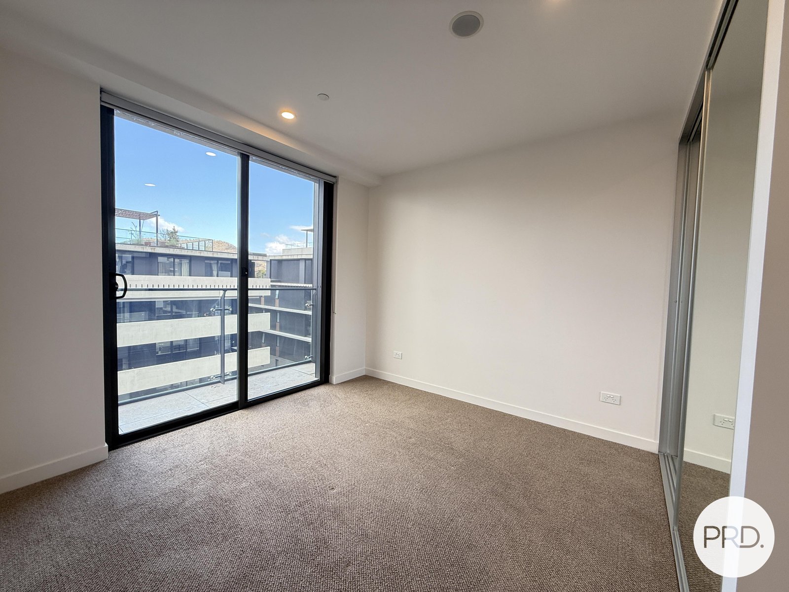 501/254 Northbourne Avenue DICKSON 9