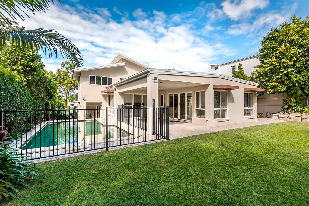 5013 Riverwood Grove BENOWA 2