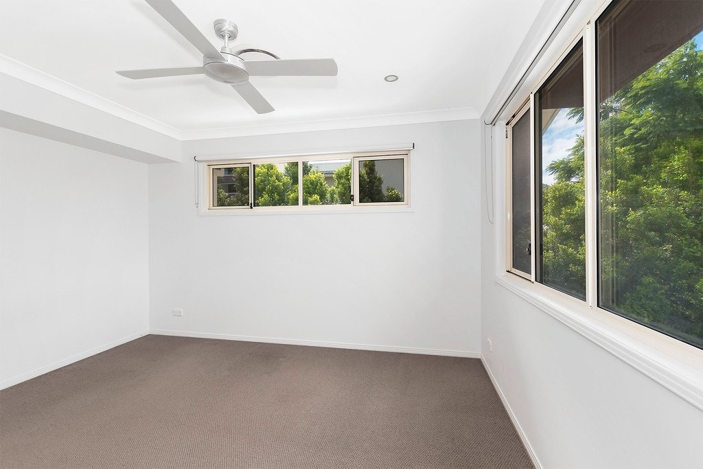5013 Riverwood Grove BENOWA 7