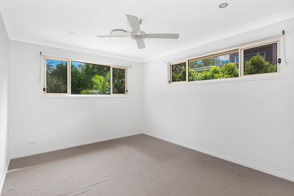 5013 Riverwood Grove BENOWA 8