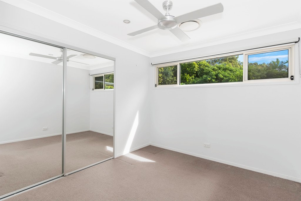 5013 Riverwood Grove BENOWA 11