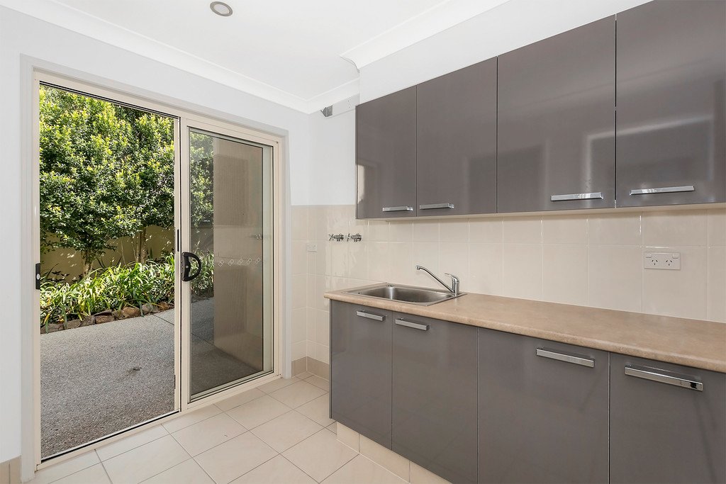 5013 Riverwood Grove BENOWA 15