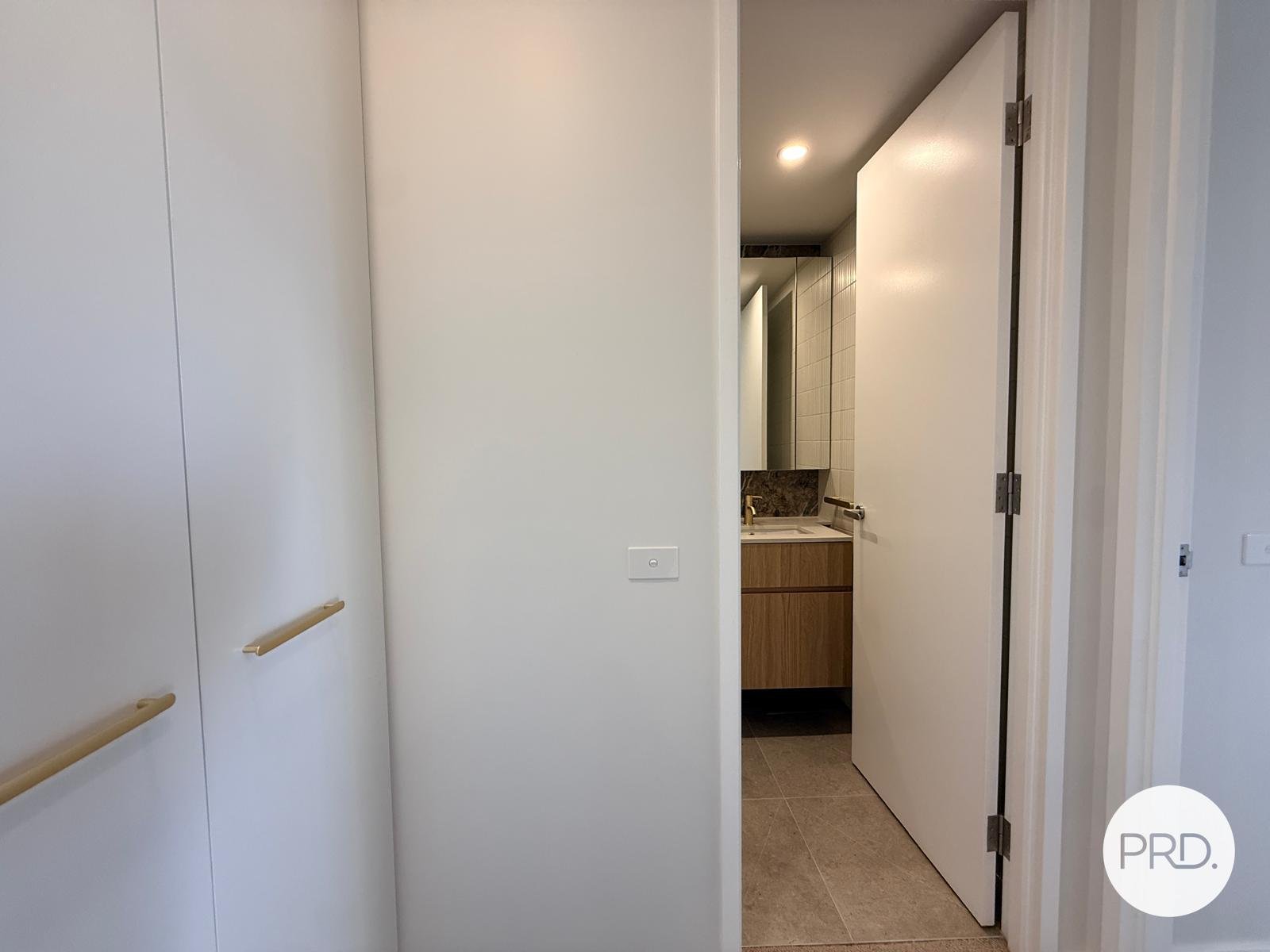 501/304 Northbourne Avenue DICKSON 9