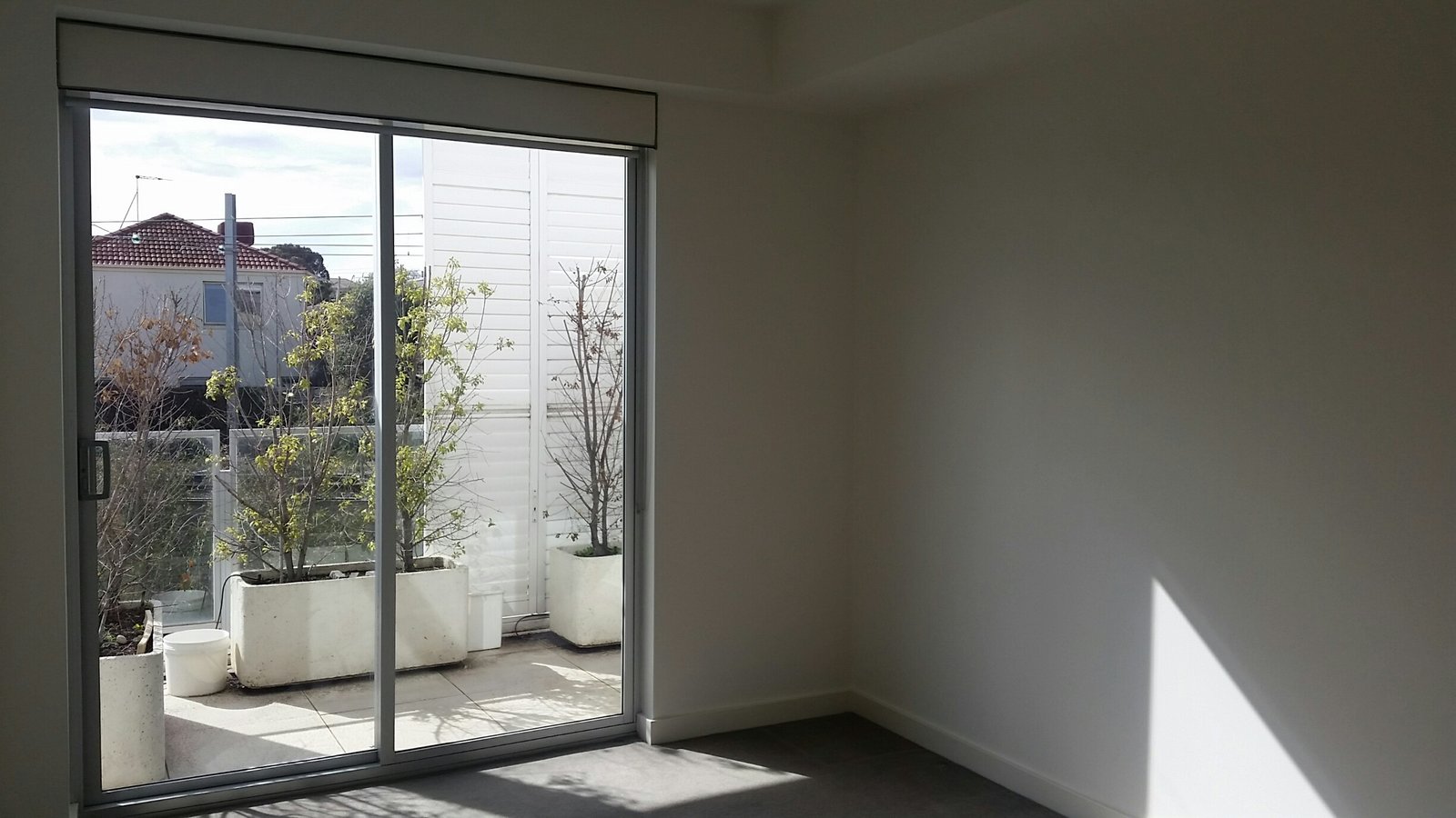 Gallery: 50/15 Beach Road