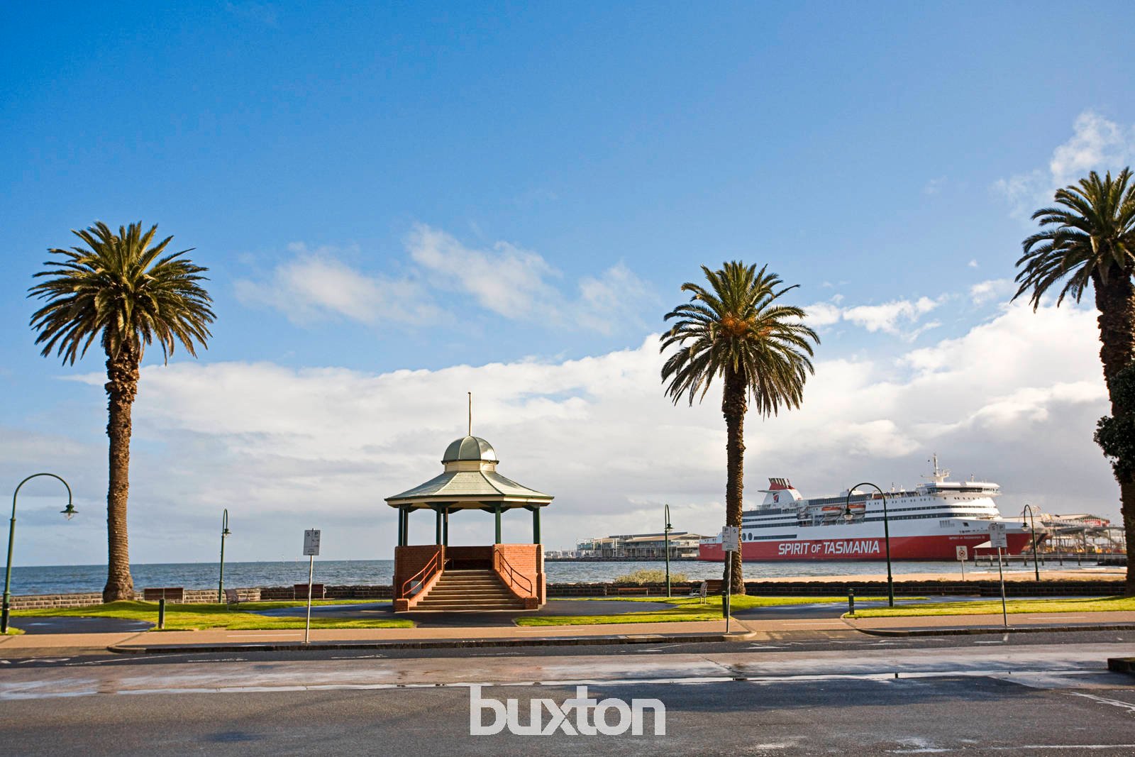 Gallery: 501/65 Beach Street