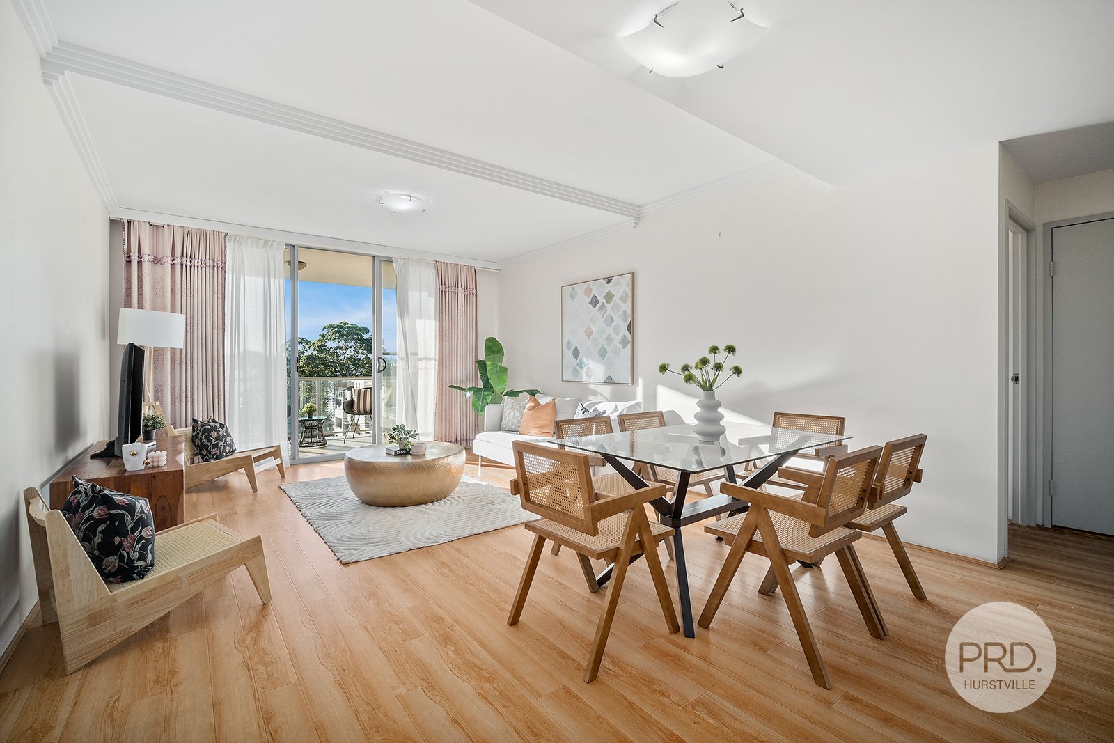 501/8-12 Kensington Street KOGARAH 1