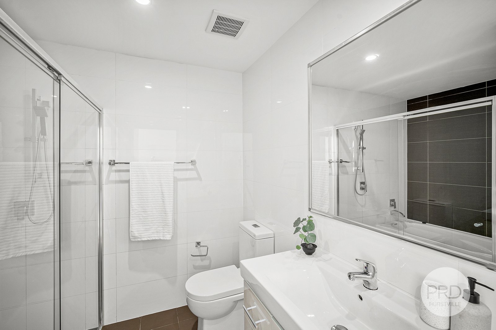 501/8-12 Kensington Street KOGARAH 6