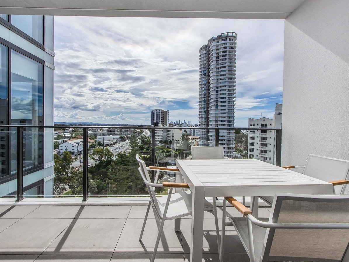 50/1969 Gold Coast Highway Burleigh Heads 21