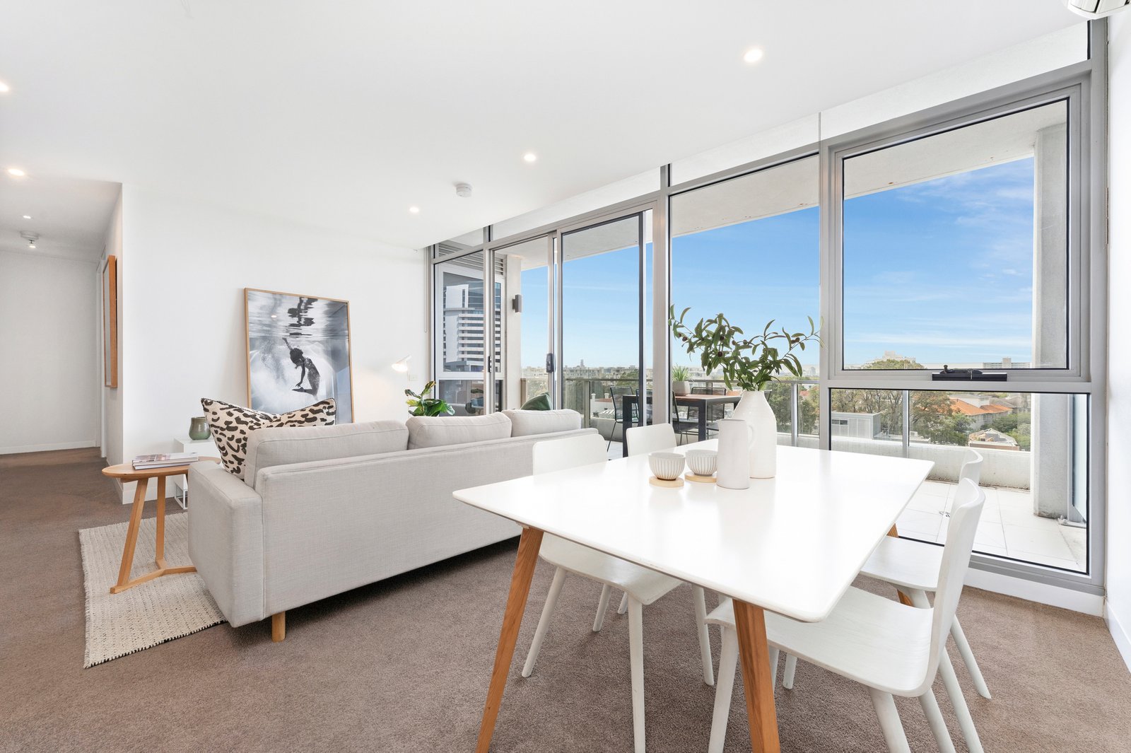 Gallery: 501/99 Dow Street
