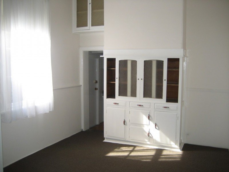 Gallery: 502 Bay Street
