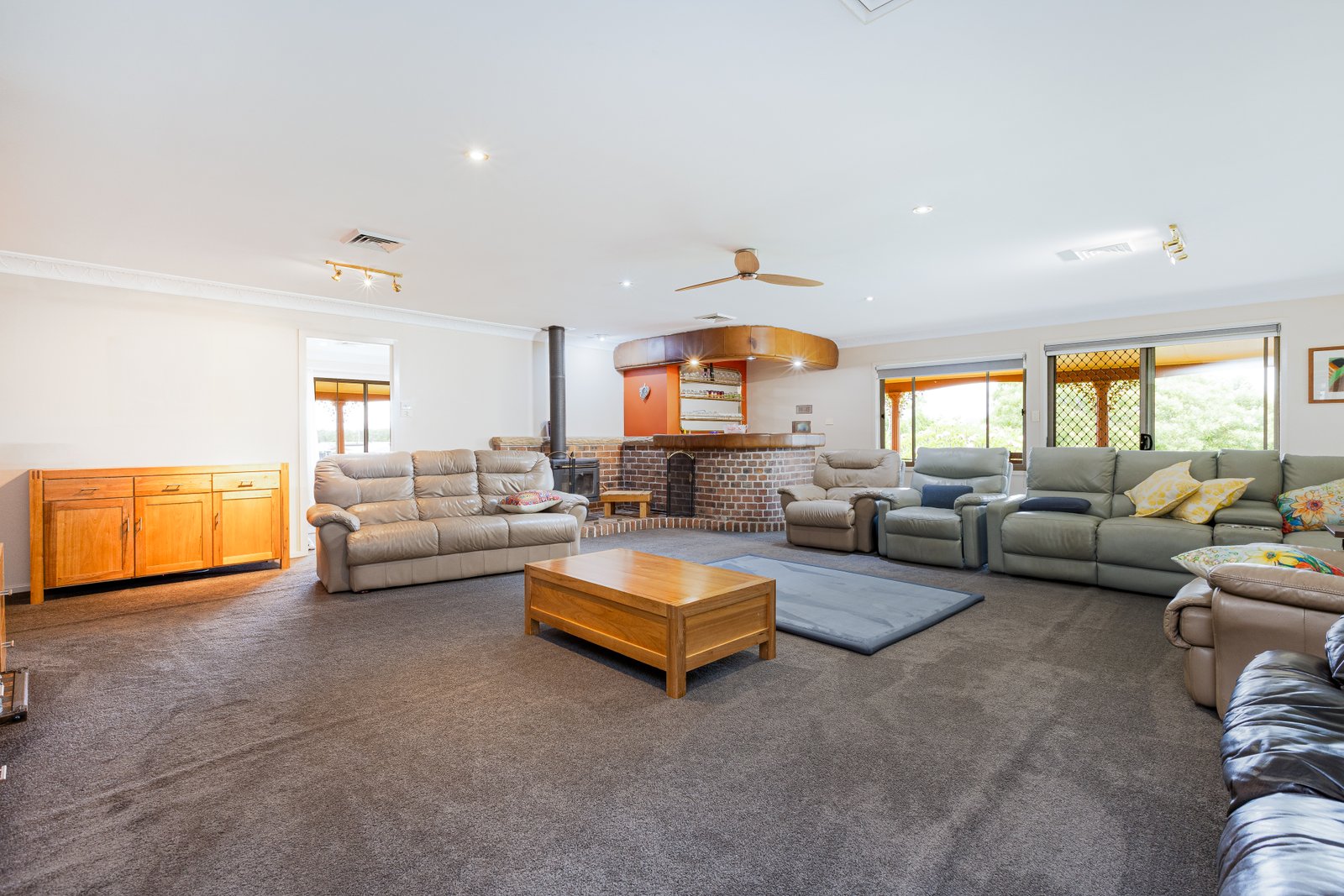 502 Oakhampton Road OAKHAMPTON 6