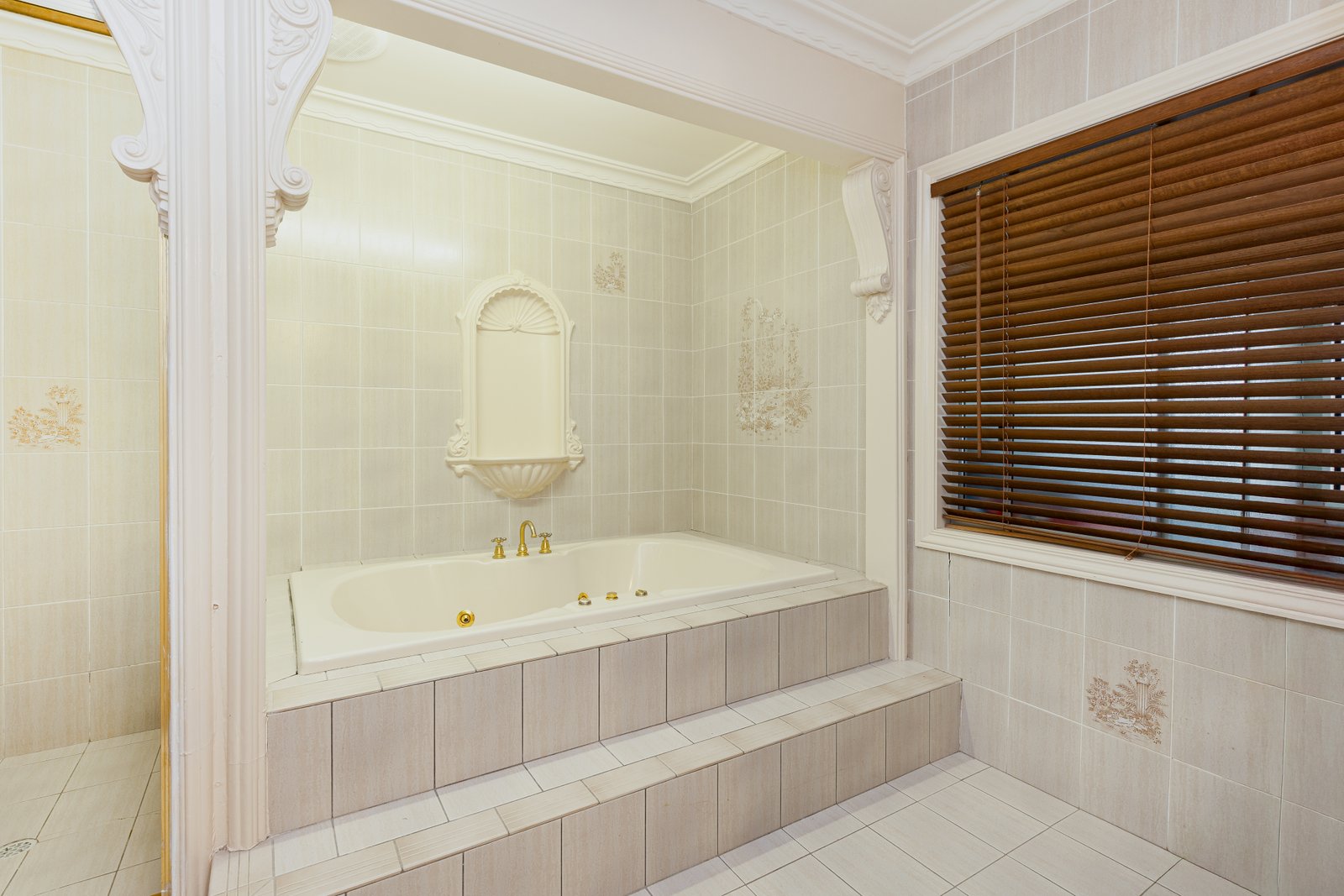 502 Oakhampton Road OAKHAMPTON 11