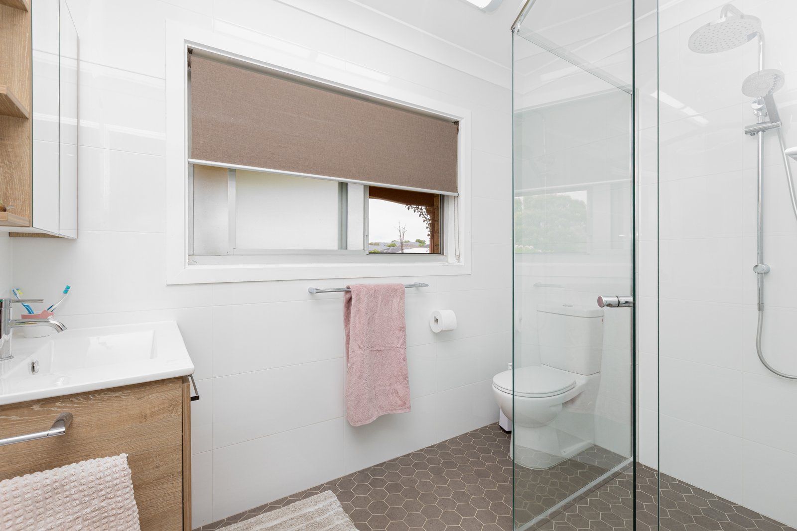 502 Oakhampton Road OAKHAMPTON 15